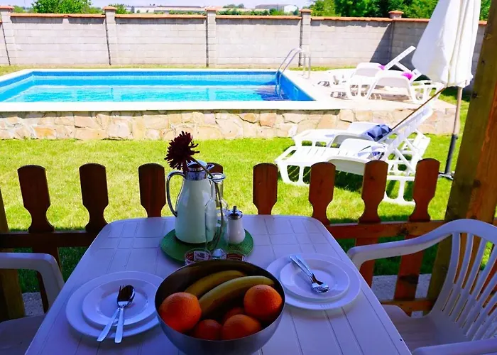 делфин - Delfin *