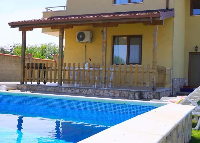 делфин - Delfin Villa *