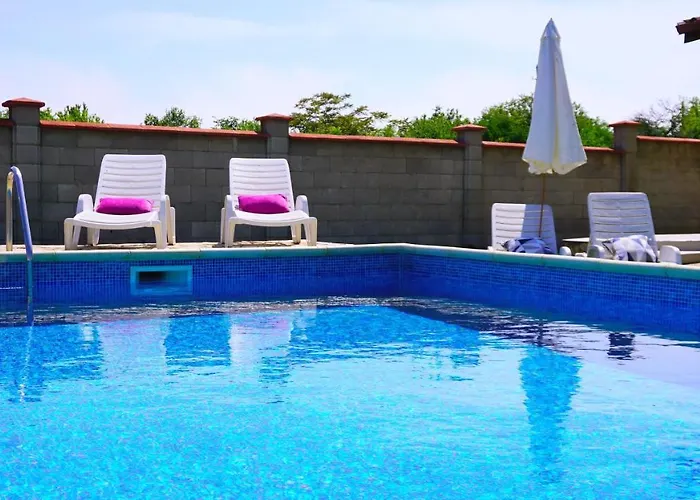 делфин - Delfin *